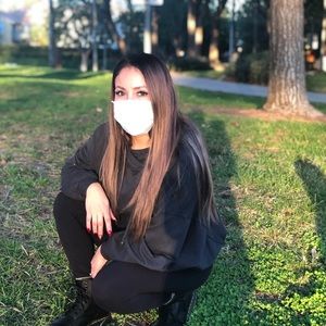 Meet your Posher, Ana